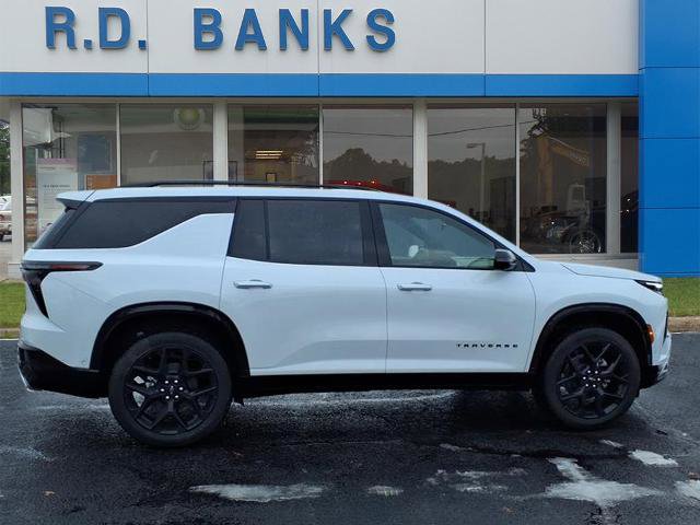 New 2026 Chevrolet Traverse RS w/ LPO, Floor Liner Package FWD image 4