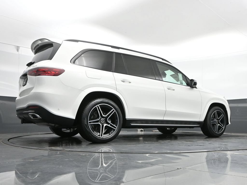 New 2026 Mercedes-Benz GLS 450 4MATIC image 37
