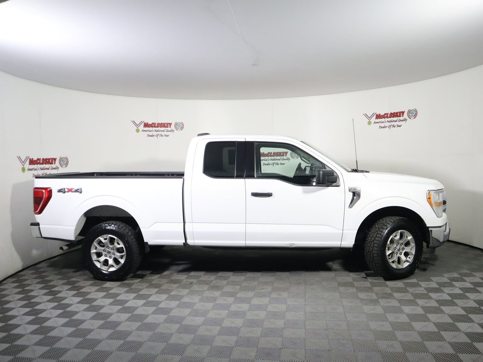 Used 2022 Ford F150 XLT w/ Equipment Group 301A Mid AWD/4WD image 2