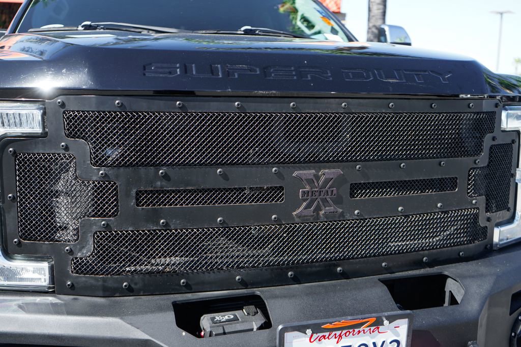 Used 2017 Ford F350 Lariat w/ Lariat Ultimate Package image 51