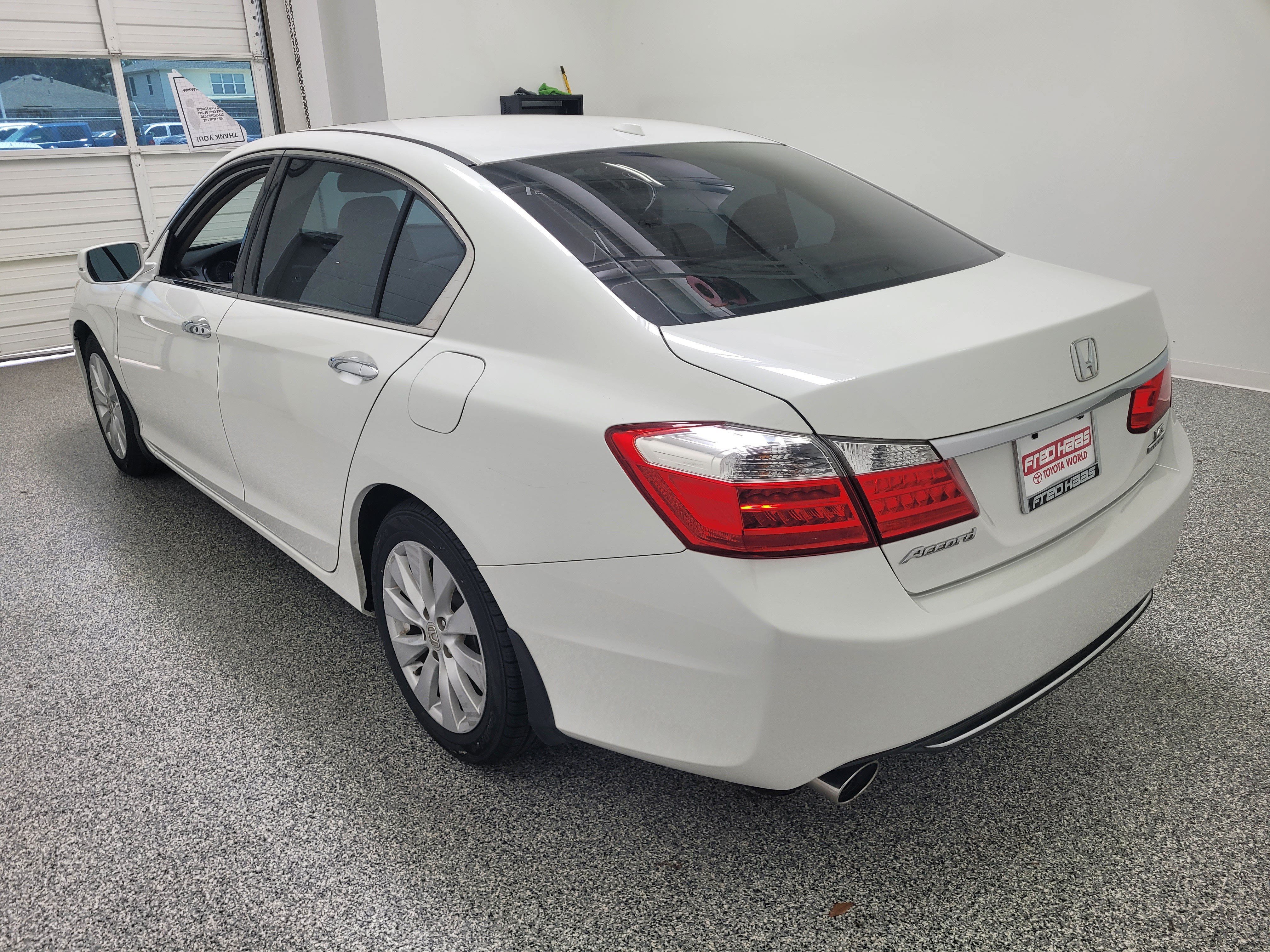 Used 2014 Honda Accord Touring image 5