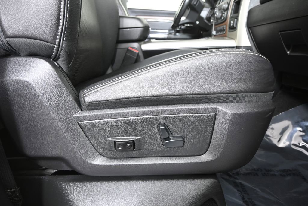 Used 2016 RAM 2500 Laramie w/ Convenience Group image 15