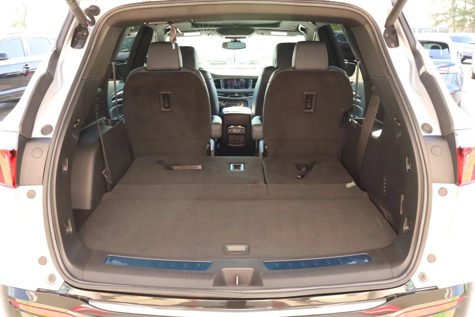 Used 2022 Buick Enclave Essence w/ Experience Buick Package AWD/4WD image 46