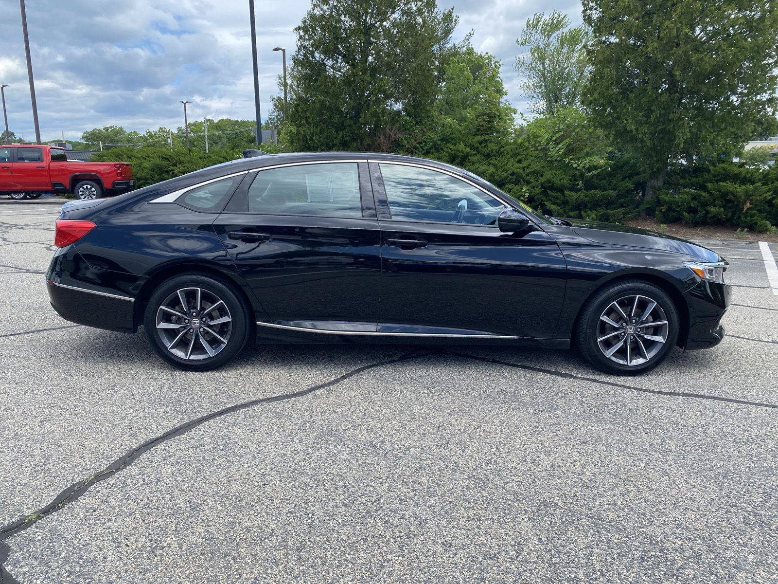 Used 2021 Honda Accord EX-L image 8