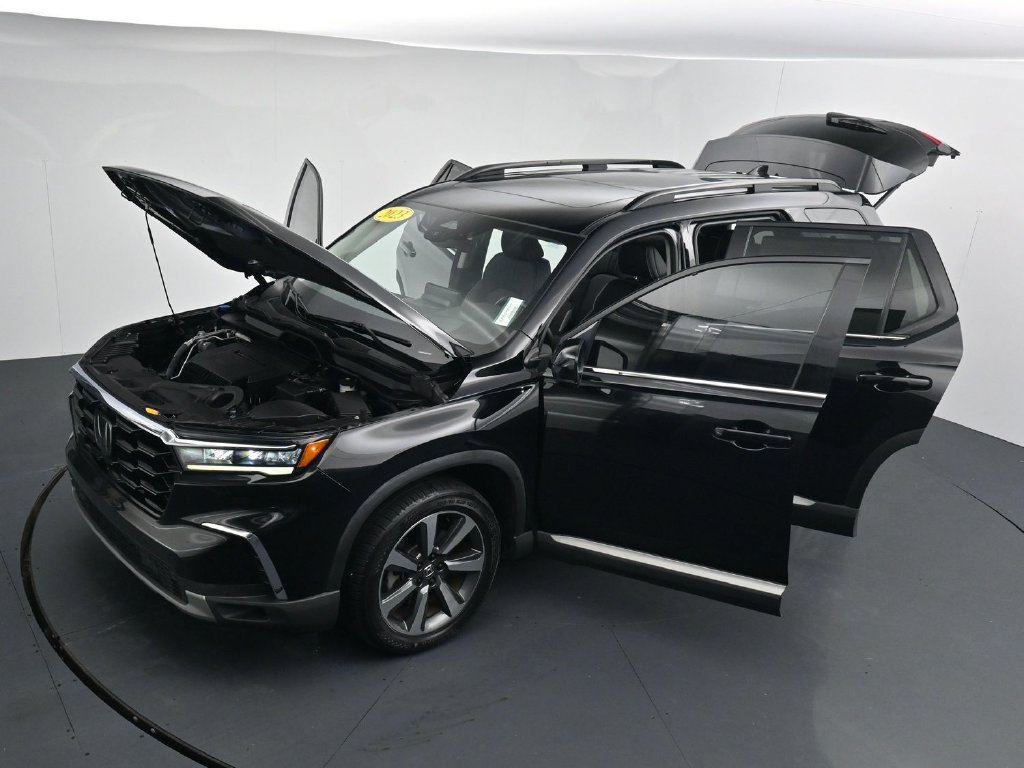 Used 2023 Honda Pilot Elite image 43