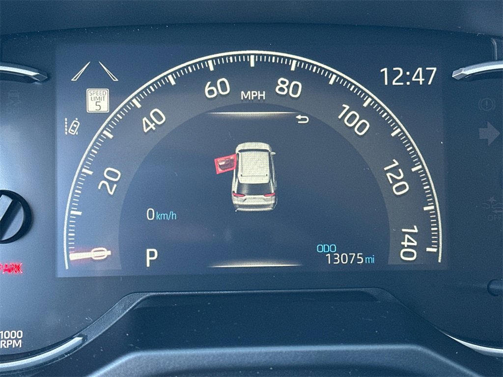 Used 2025 Toyota RAV4 LE image 27