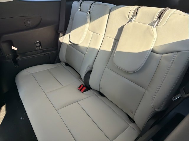 New 2026 Ford Explorer Platinum w/ LUX Leather Package image 7