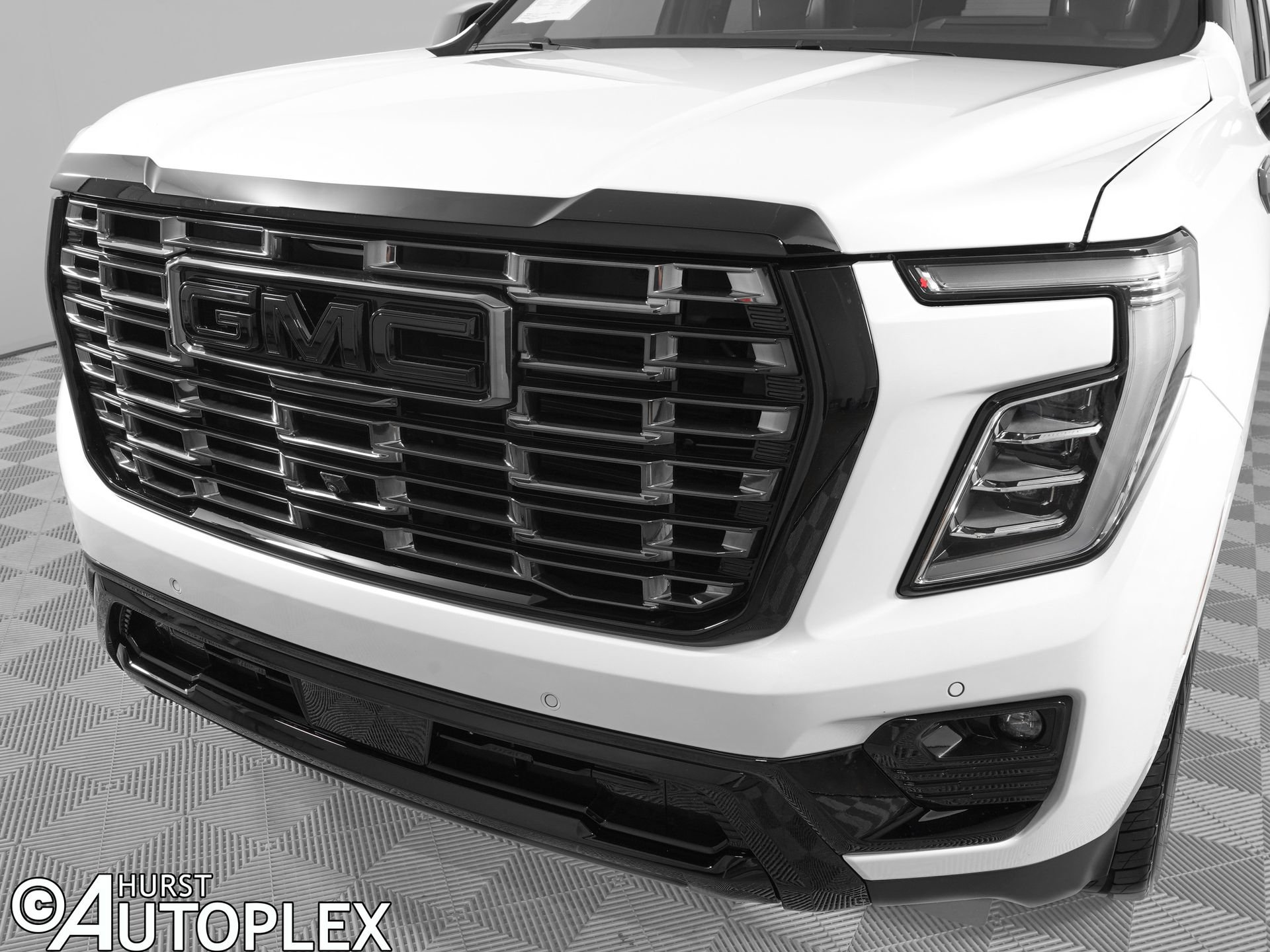 Used 2025 GMC Yukon Denali Ultimate AWD/4WD image 32