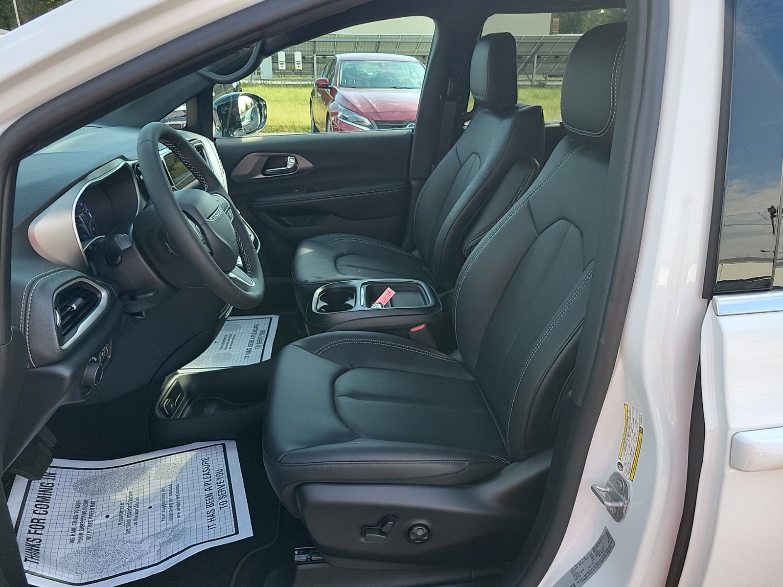 New 2027 Chrysler Pacifica Select FWD image 16
