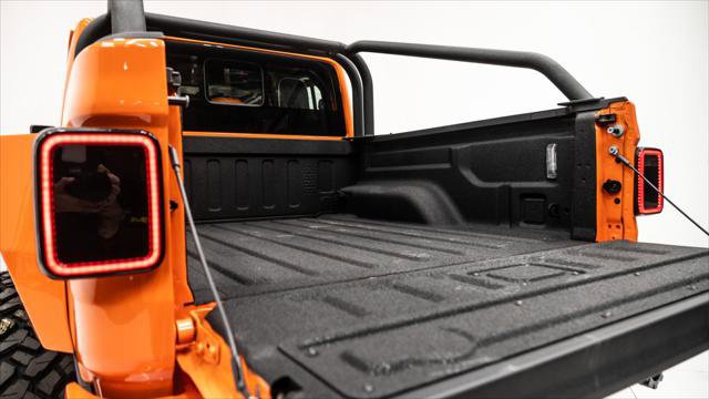 Used 2025 Jeep Gladiator Sport image 11