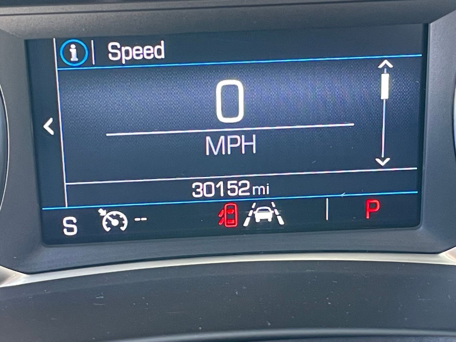 Used 2024 GMC Terrain SLE image 40