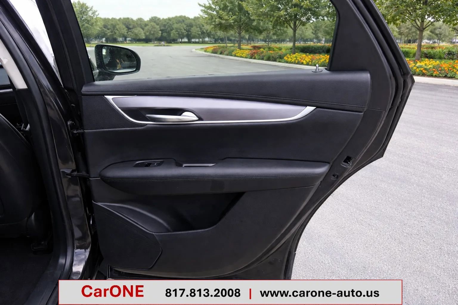 Used 2017 Cadillac XT5 Premium Luxury w/ Driver Assist Package image 19