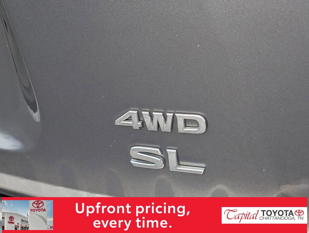 Used 2016 Nissan Pathfinder SL image 26