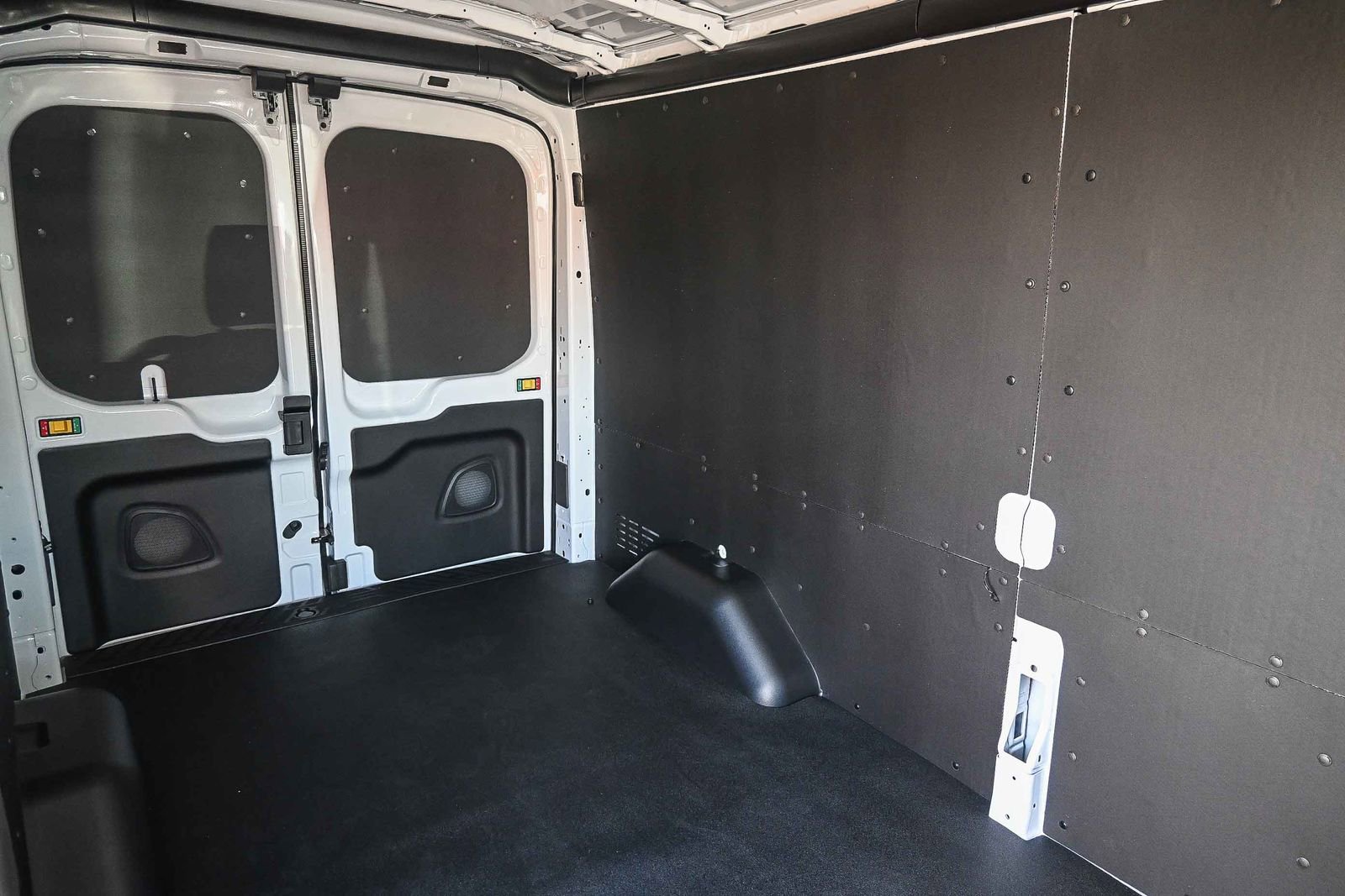 New 2026 Ford Transit 250 148 Medium Roof w/ Load Area Protection Package image 23