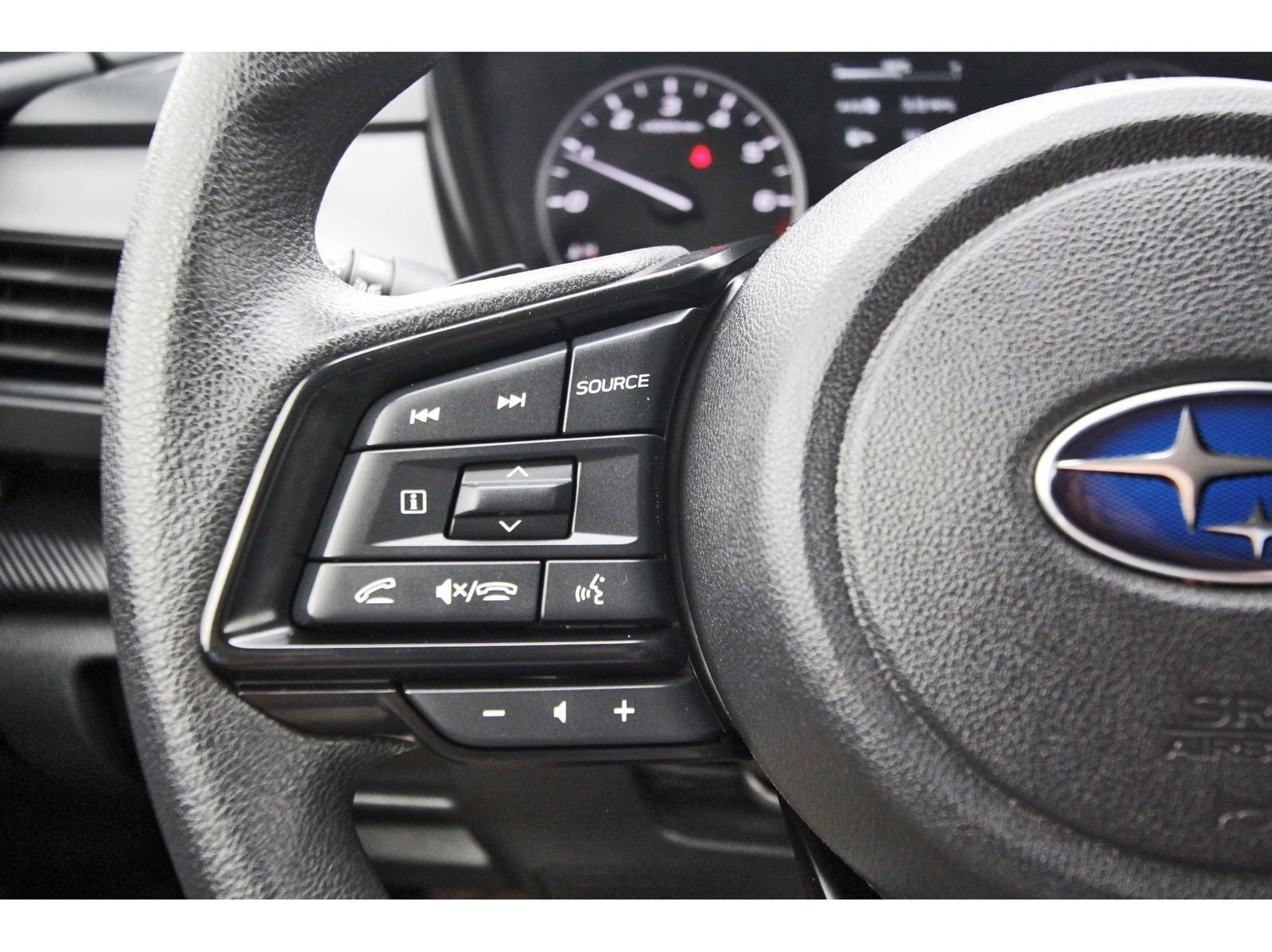 Used 2024 Subaru Crosstrek 2.0i Premium AWD/4WD image 15