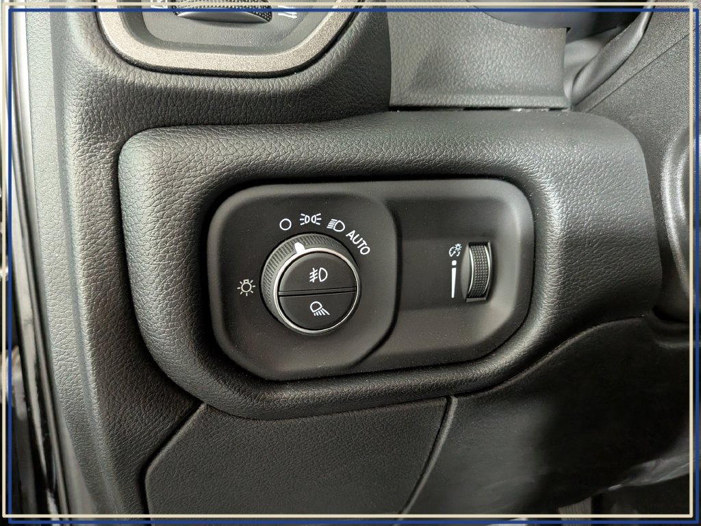 New 2026 RAM 2500 Warlock AWD/4WD image 15