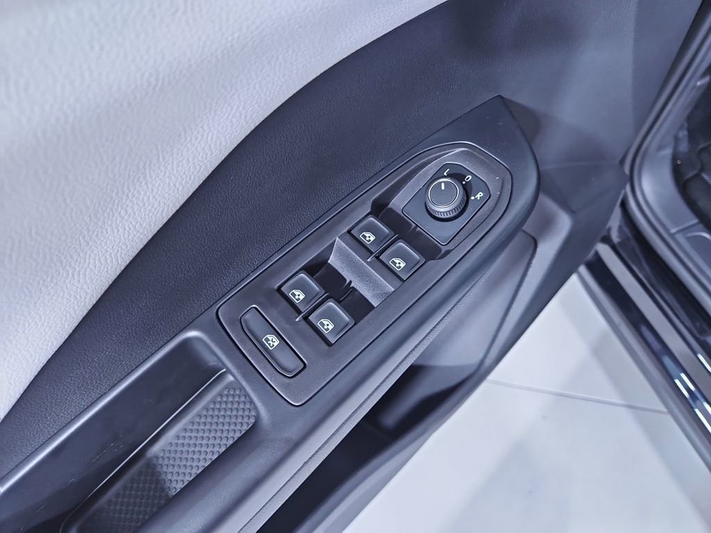 New 2025 Volkswagen Taos S image 11