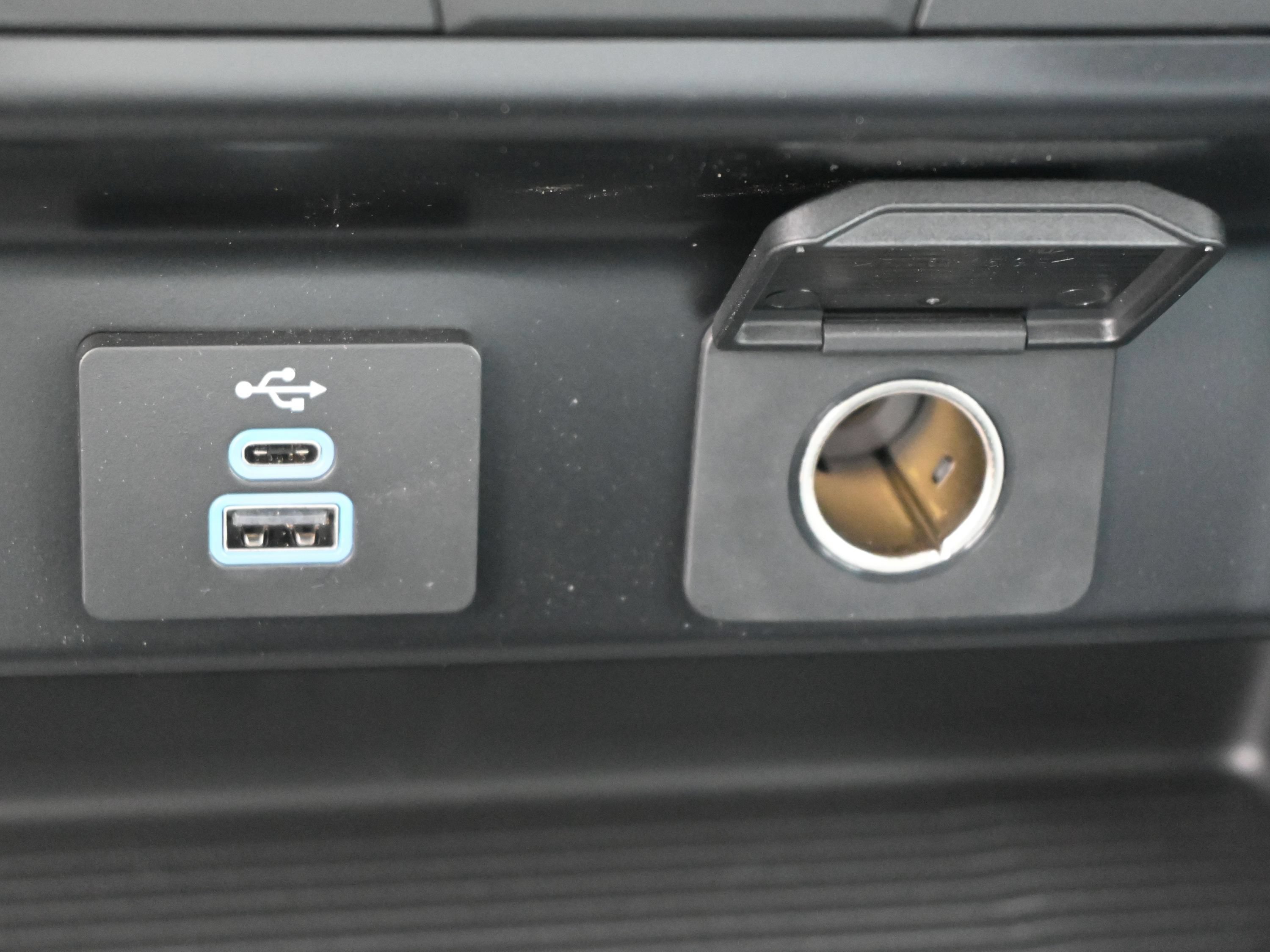 New 2026 Ford F550 4x4 Supercab Super Duty image 33