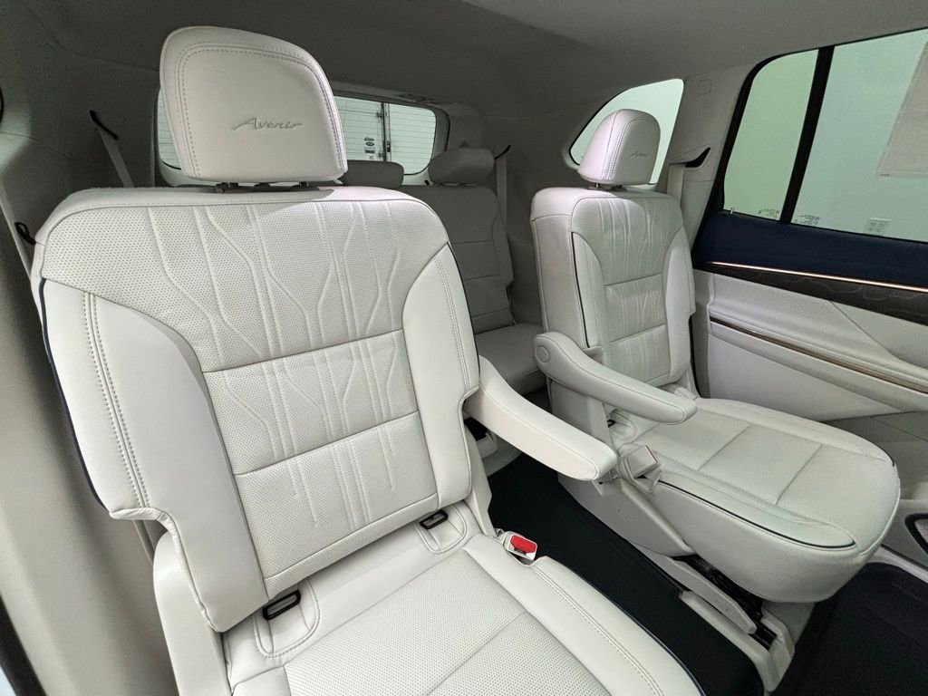 New 2026 Buick Enclave Avenir image 41
