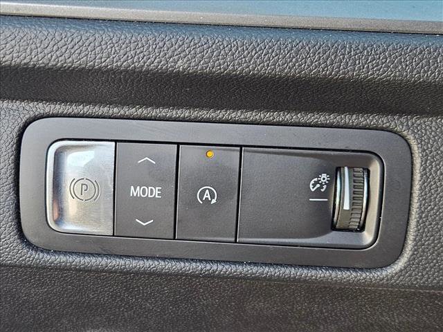 Used 2024 Chevrolet Traverse LT image 7