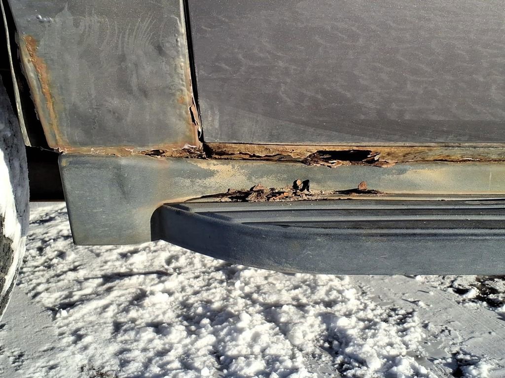 Used 2012 Chevrolet Suburban LT image 14