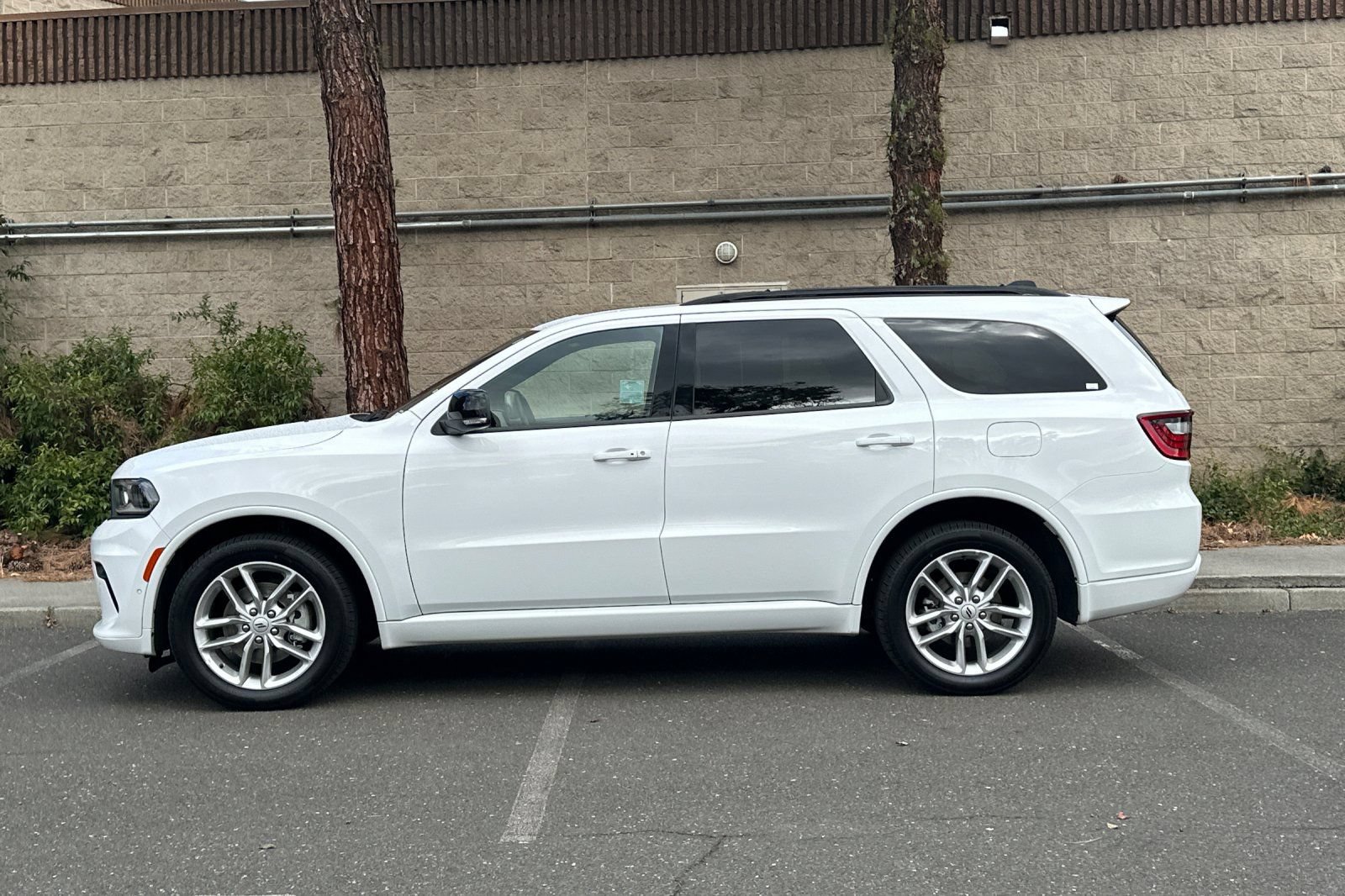 Used 2025 Dodge Durango GT AWD/4WD image 6