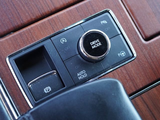 Used 2020 Lincoln Navigator L Reserve w/ Luxury Package image 33