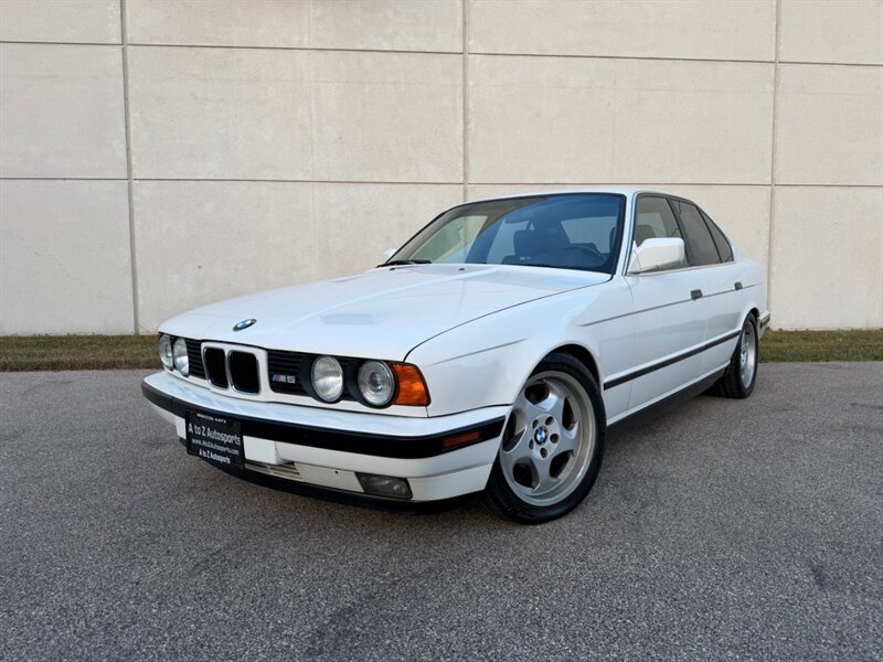 Used 1991 BMW M5 RWD image 2