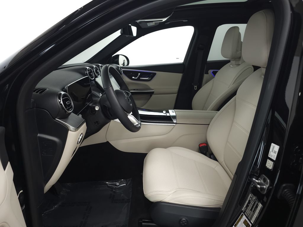 Certified 2026 Mercedes-Benz GLC 300 4MATIC image 7