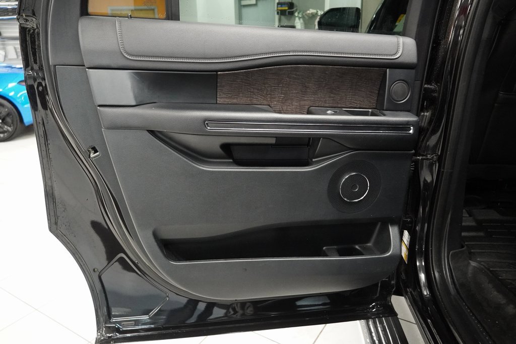 Used 2021 Ford Expedition Max Limited image 26