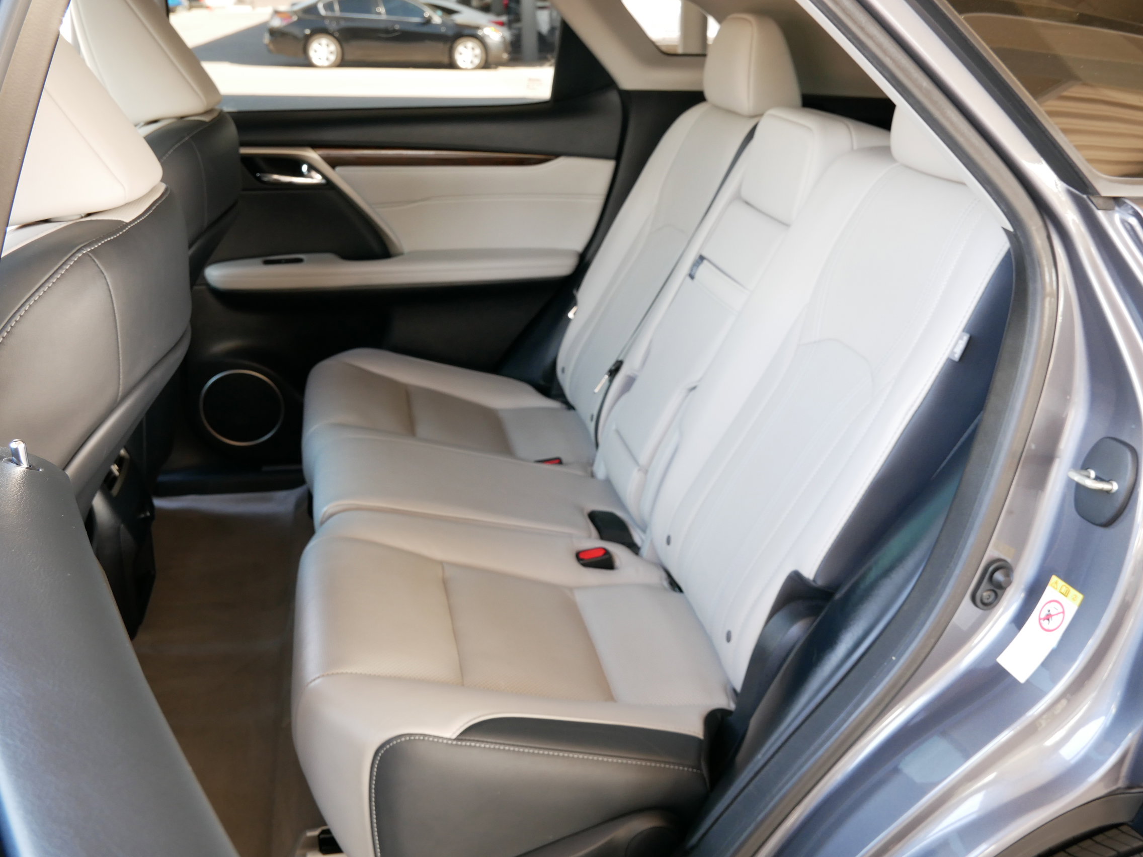 Used 2018 Lexus RX 350 FWD w/ Premium Package image 20