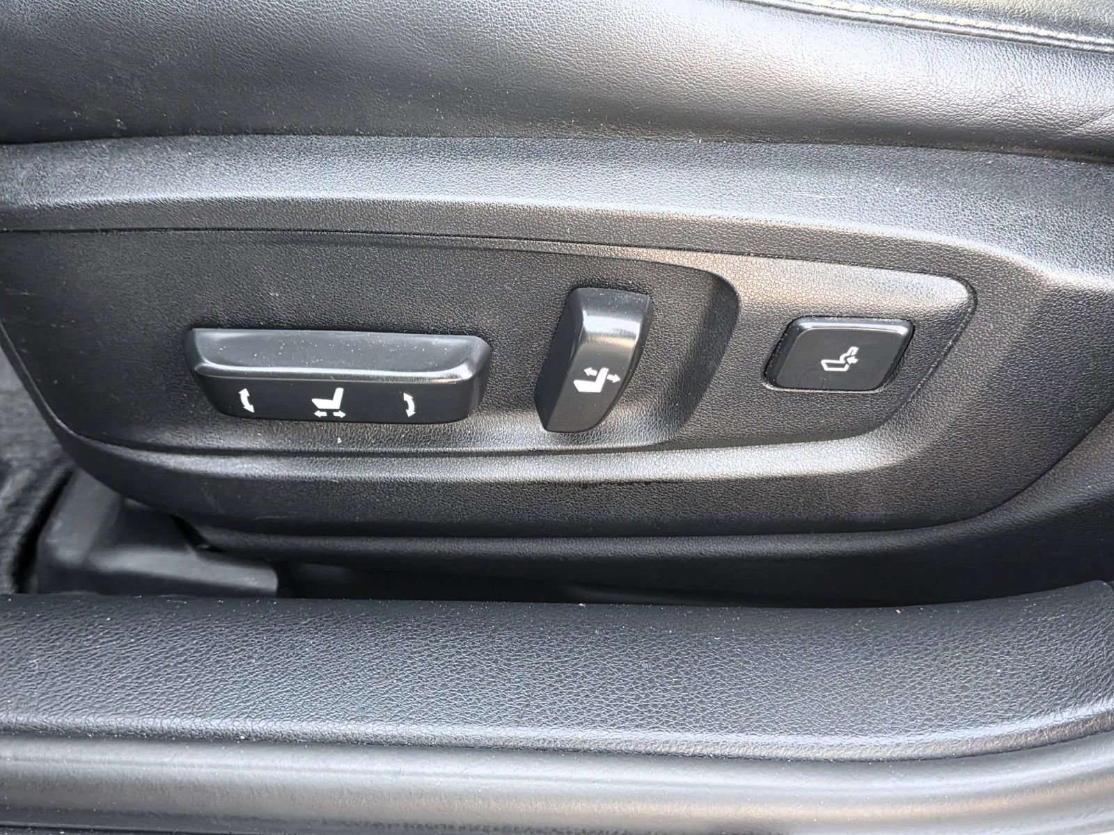 Used 2015 Lexus ES 350 w/ Premium Package image 10