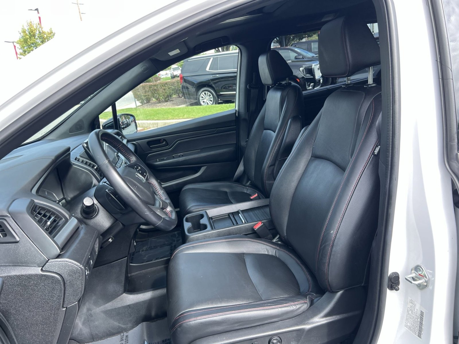Used 2023 Honda Odyssey Sport image 13