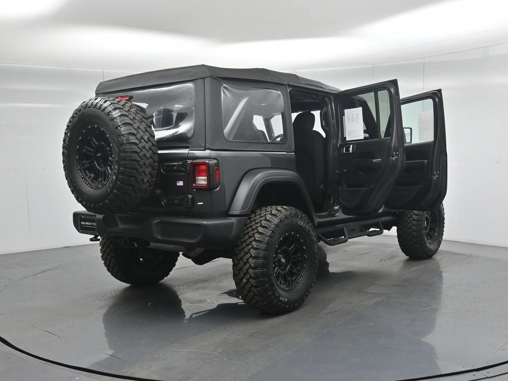 Used 2018 Jeep Wrangler Unlimited Sport image 6