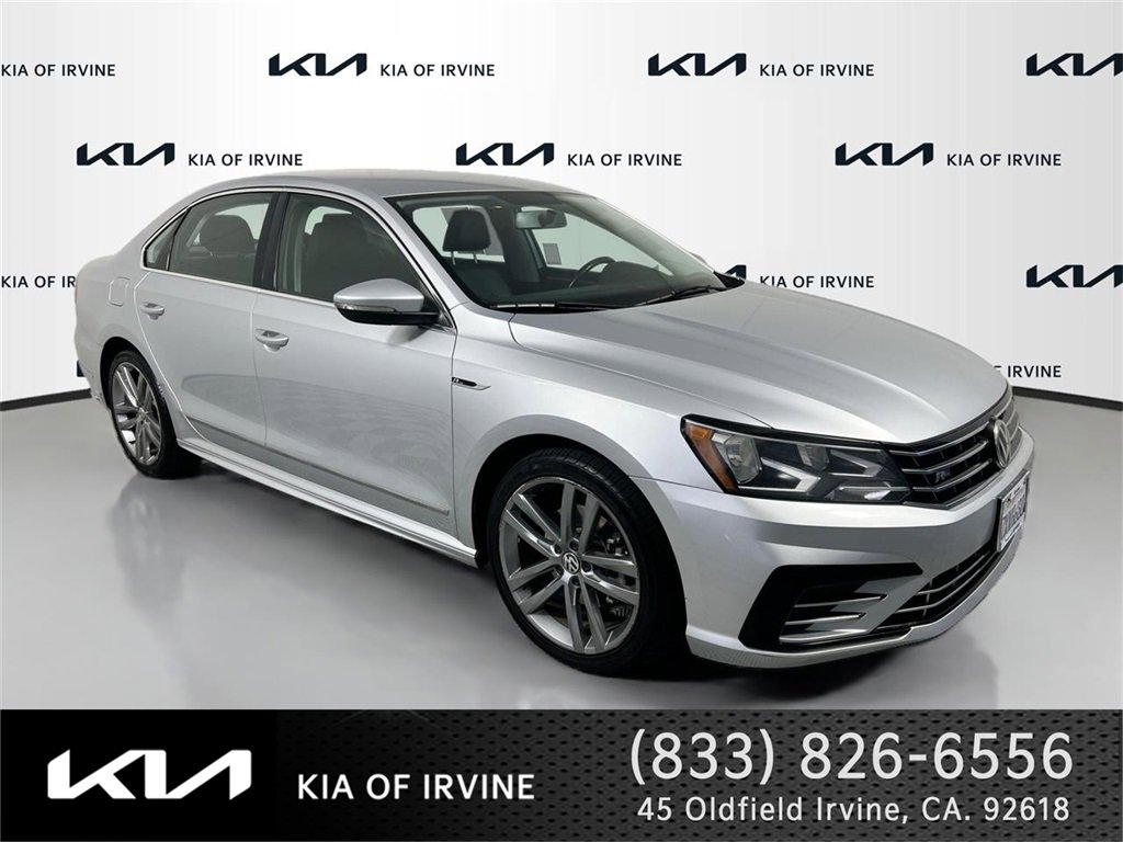 Used 2017 Volkswagen Passat 1.8T R-Line