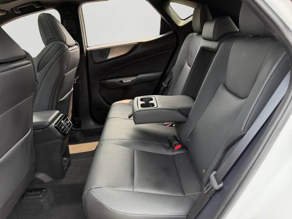 Used 2024 Lexus NX 350 F Sport AWD/4WD image 11