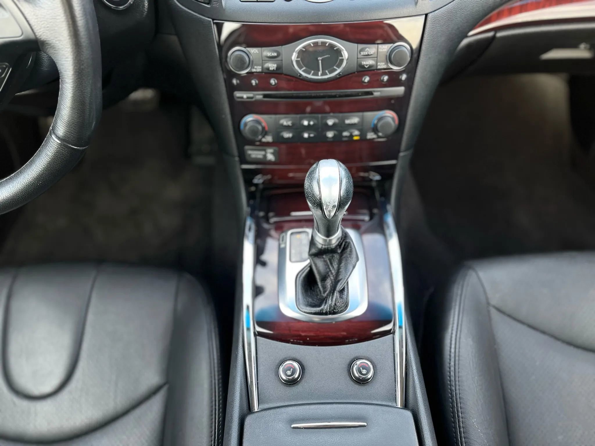 Used 2013 INFINITI G37 Journey w/ Premium Pkg image 15