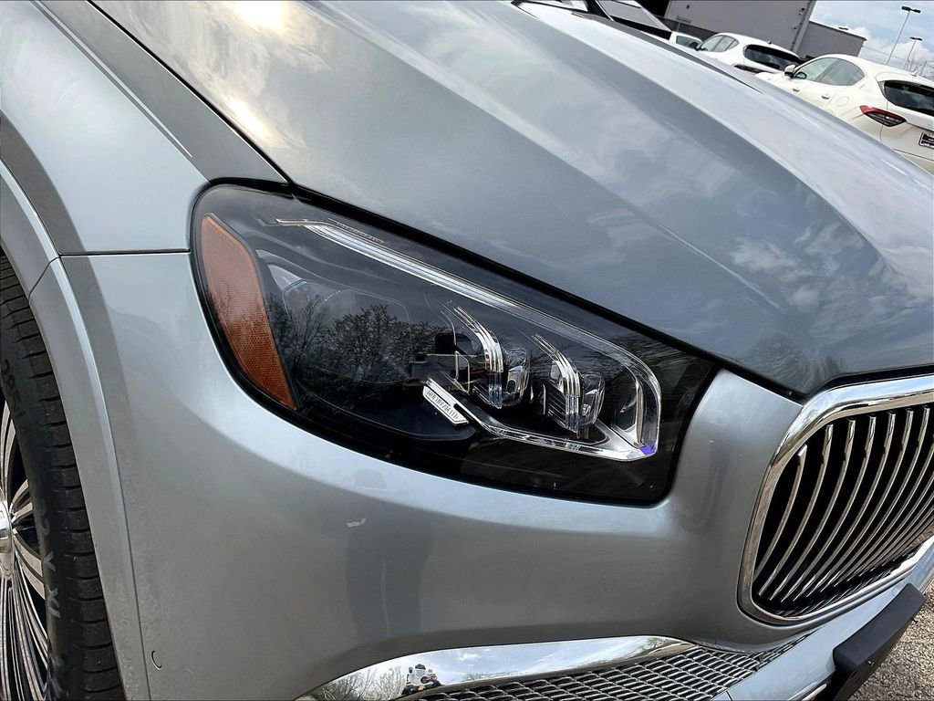 Used 2023 Mercedes-Benz Maybach GLS 600 4MATIC image 32