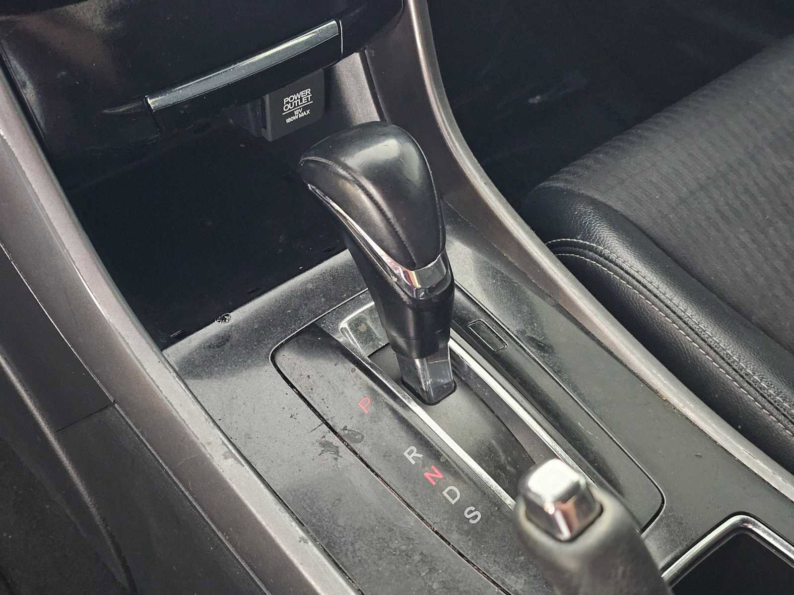 Used 2017 Honda Accord Sport image 30