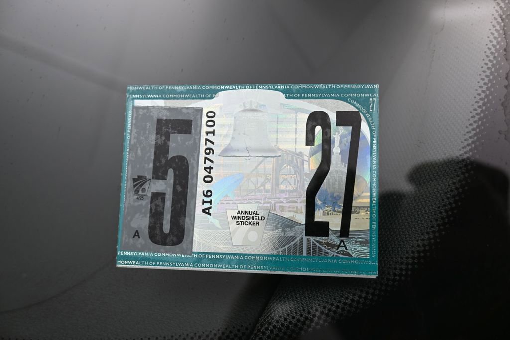 Used 2023 Audi Q4 e-tron Premium Plus w/ Premium Plus AWD/4WD image 9