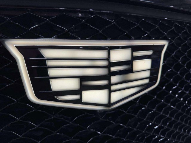 Used 2021 Cadillac Escalade Luxury image 18