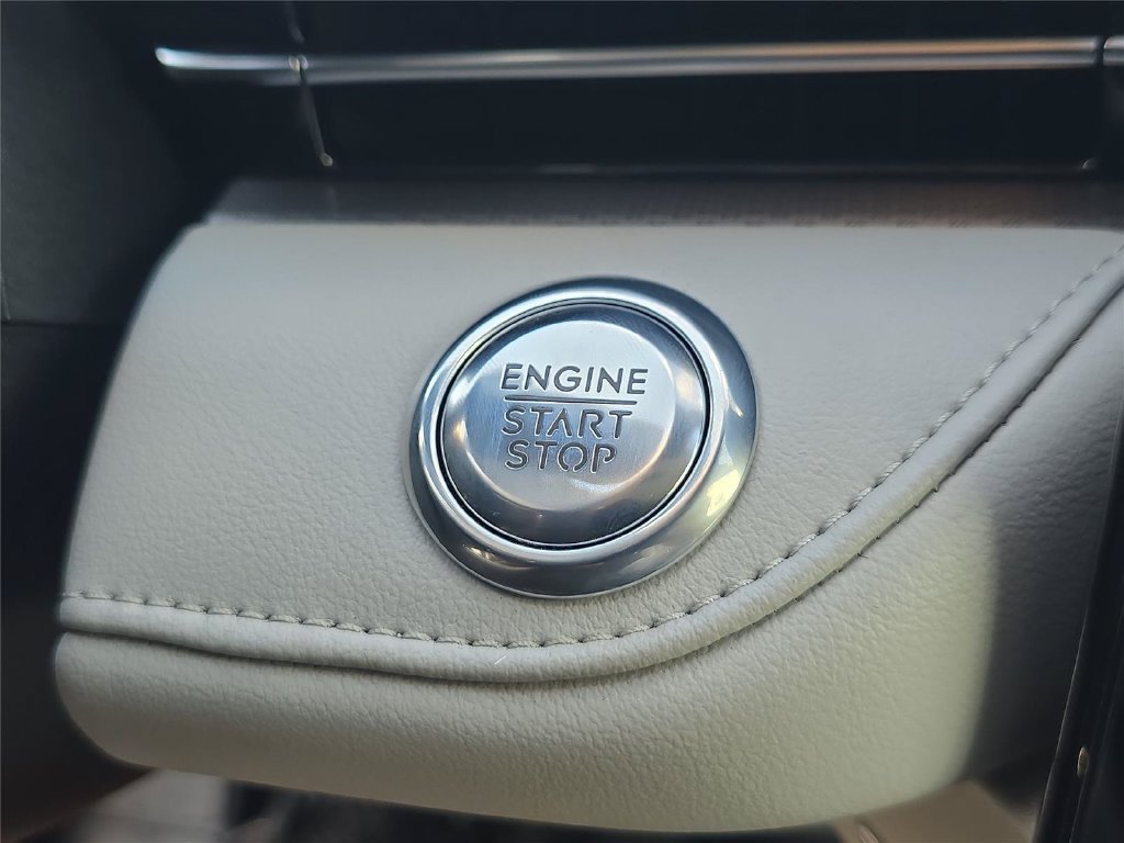 New 2026 Lincoln Nautilus Premier w/ Equipment Group 102A AWD/4WD image 19