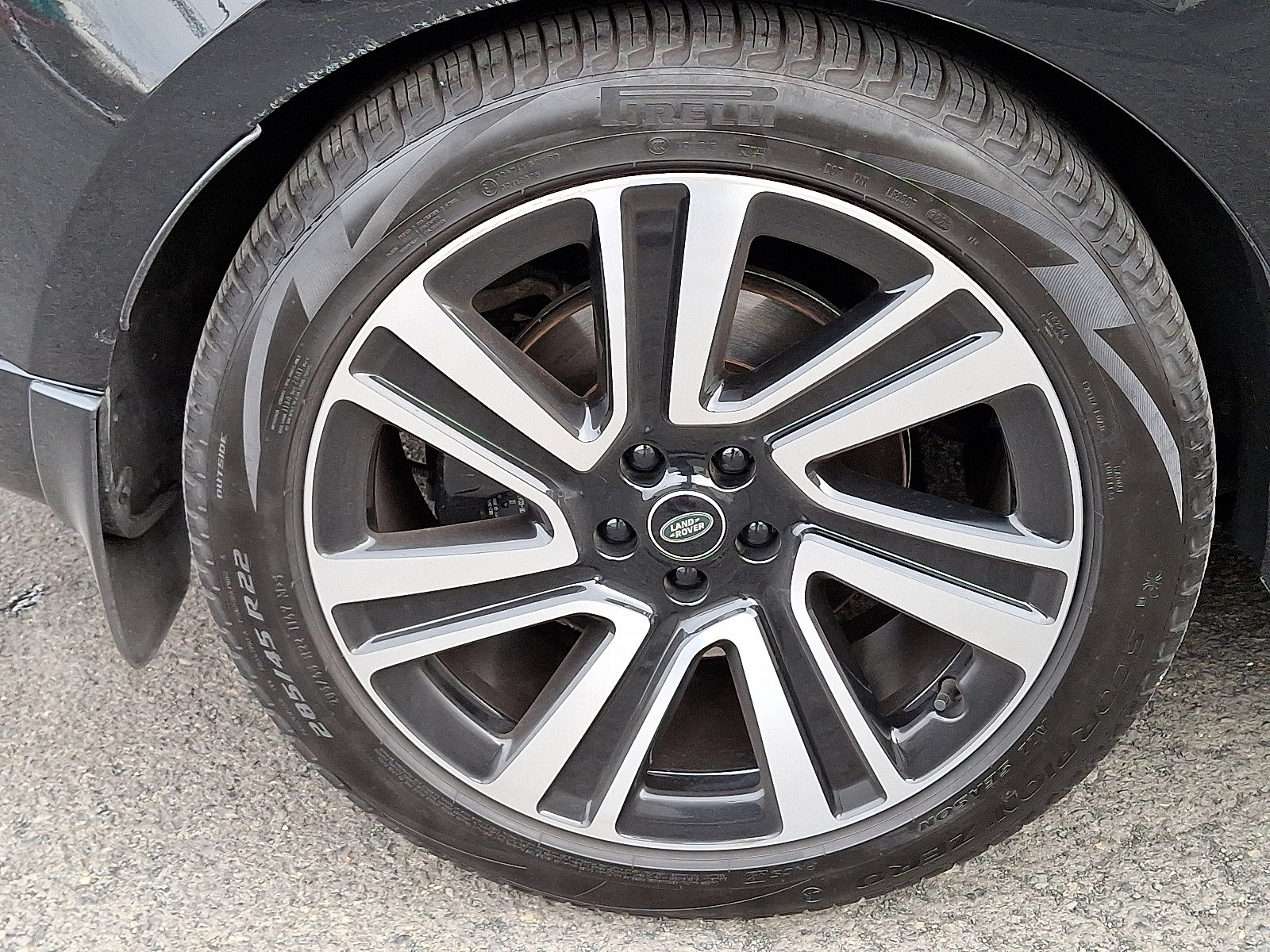 Used 2023 Land Rover Range Rover SE image 9