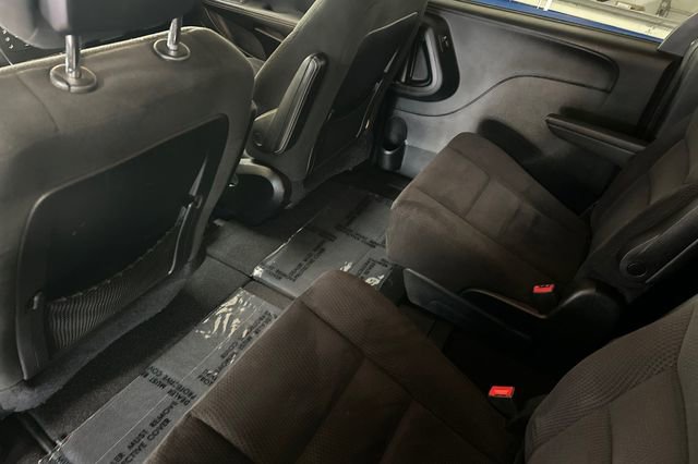 Used 2015 Dodge Grand Caravan SE w/ Quick Order Package 29E SE image 13