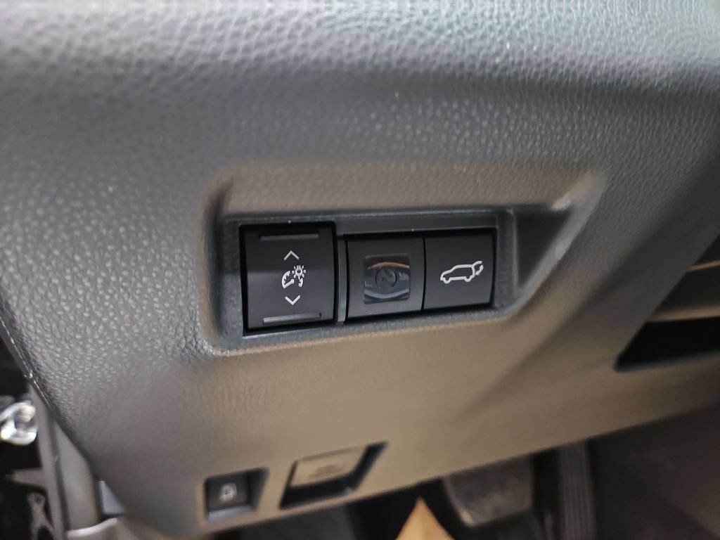 New 2026 Toyota RAV4 XSE AWD/4WD image 14