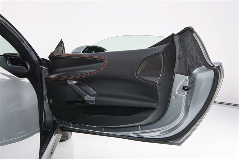 Used 2023 Ferrari SF90 Spider AWD/4WD image 25