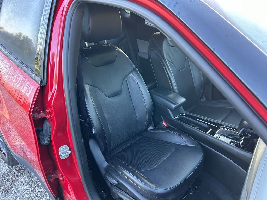 Used 2023 Jeep Compass Limited image 15