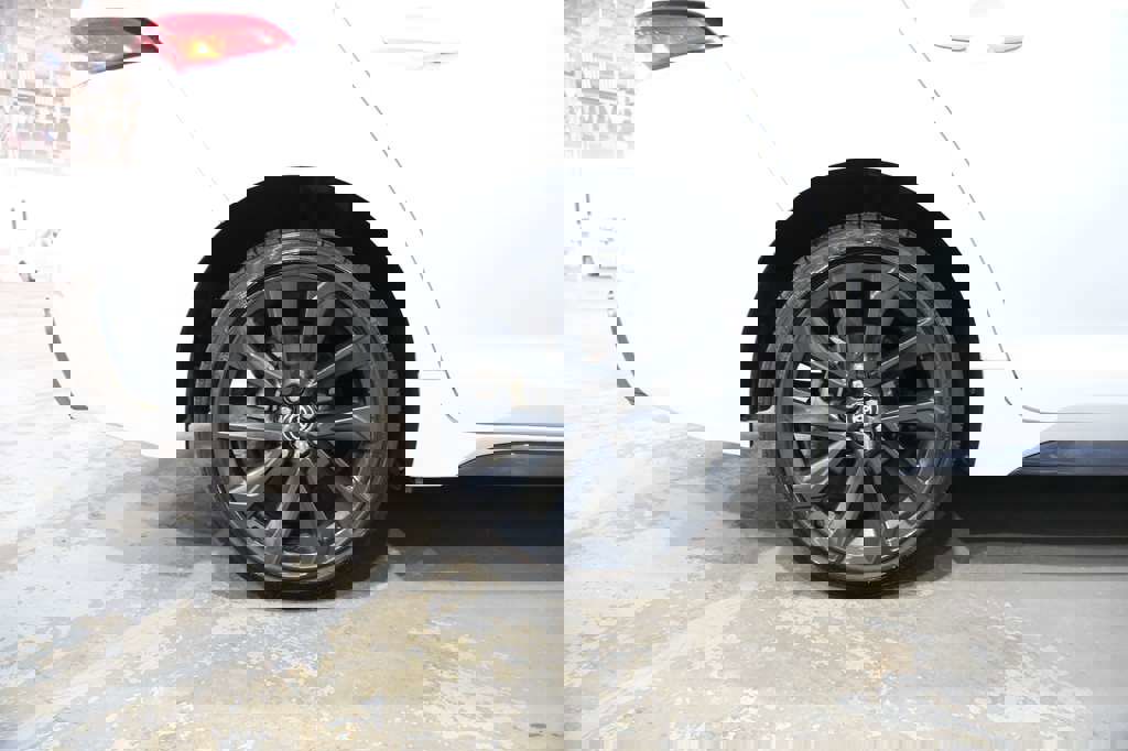 Used 2024 Toyota Corolla SE image 12