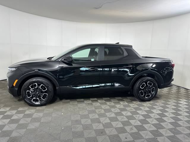 Used 2024 Hyundai Santa Cruz SE image 6