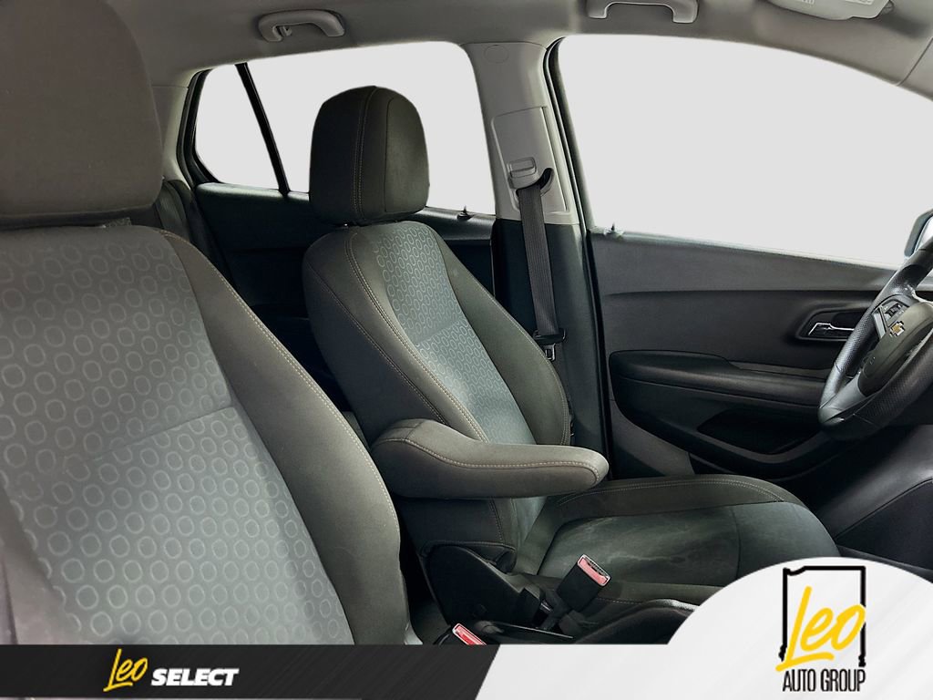 Used 2020 Chevrolet Trax LS w/ Tint and Cruise Package image 25